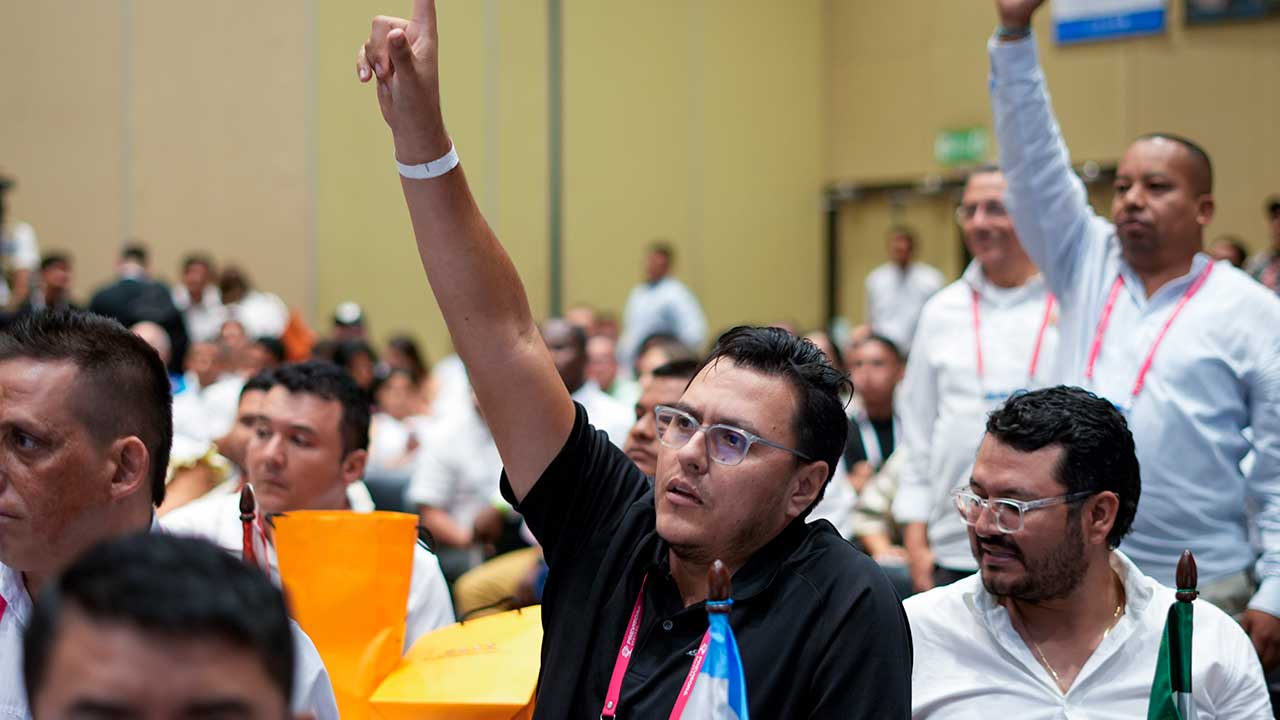 Petro afirma que 600.000 nuevos empleos corresponden a agro e industria en Colombia.