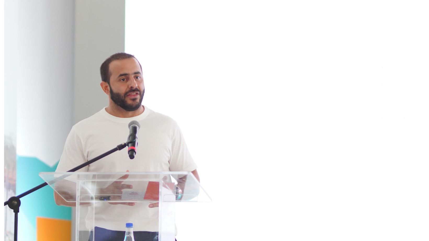 Erasmo Zuleta, gobernador de Córdoba, pidió reformar la Ley de Competencias para fortalecer la autonomía territorial.