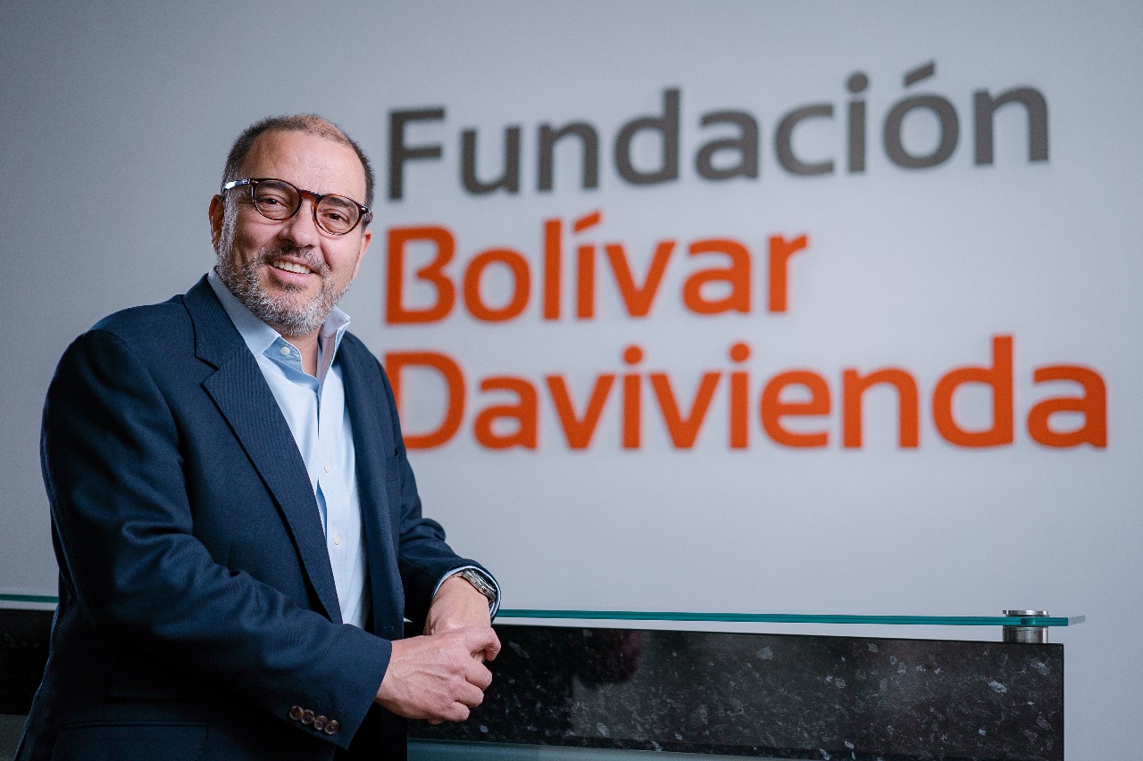 Fernando Cortés McAllister, director de la Fundación Bolívar Davivienda, reafirmó el compromiso del sector privado con la democracia.