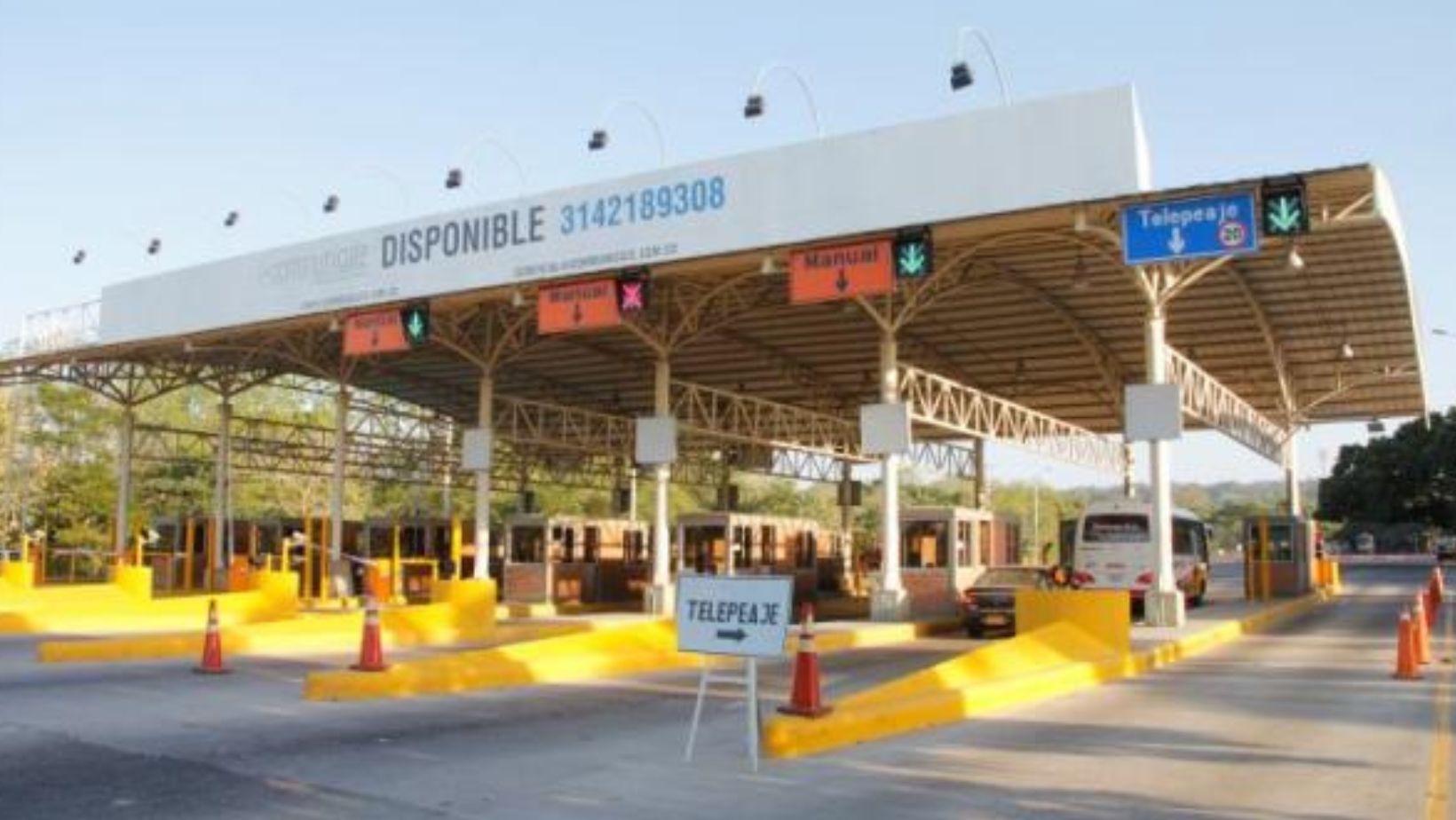 Peajes sin inversión y deterioro vial preocupan al representante Fernando Niño, quien exige decisiones responsables al Gobierno.