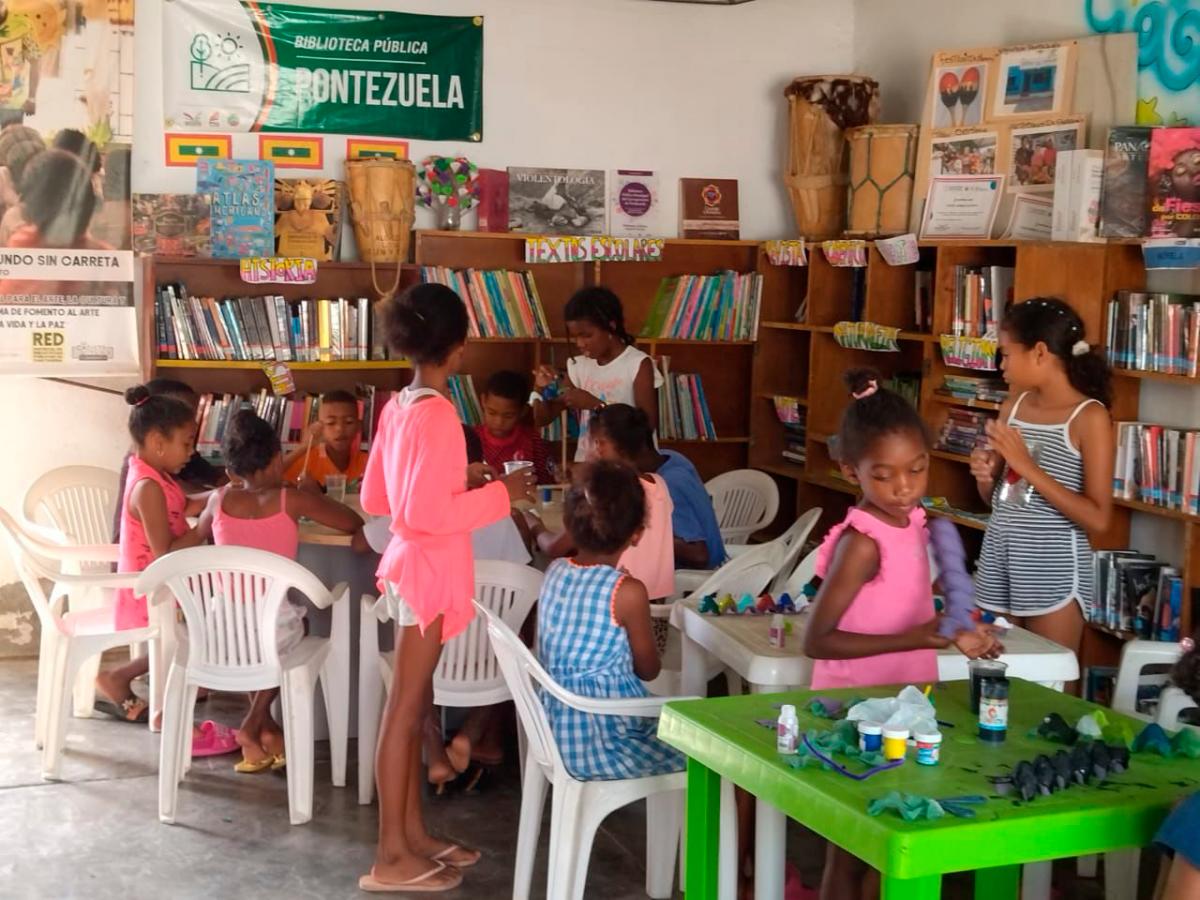 Bibliotecas comunitarias de Cartagena serán fortalecidas