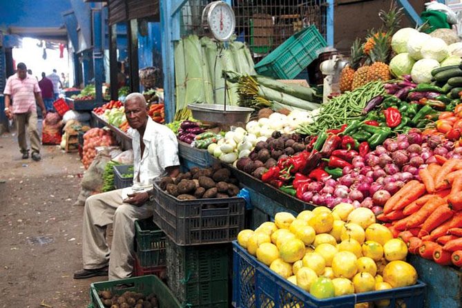Economía popular en Cartagena conectará con compras del Estado