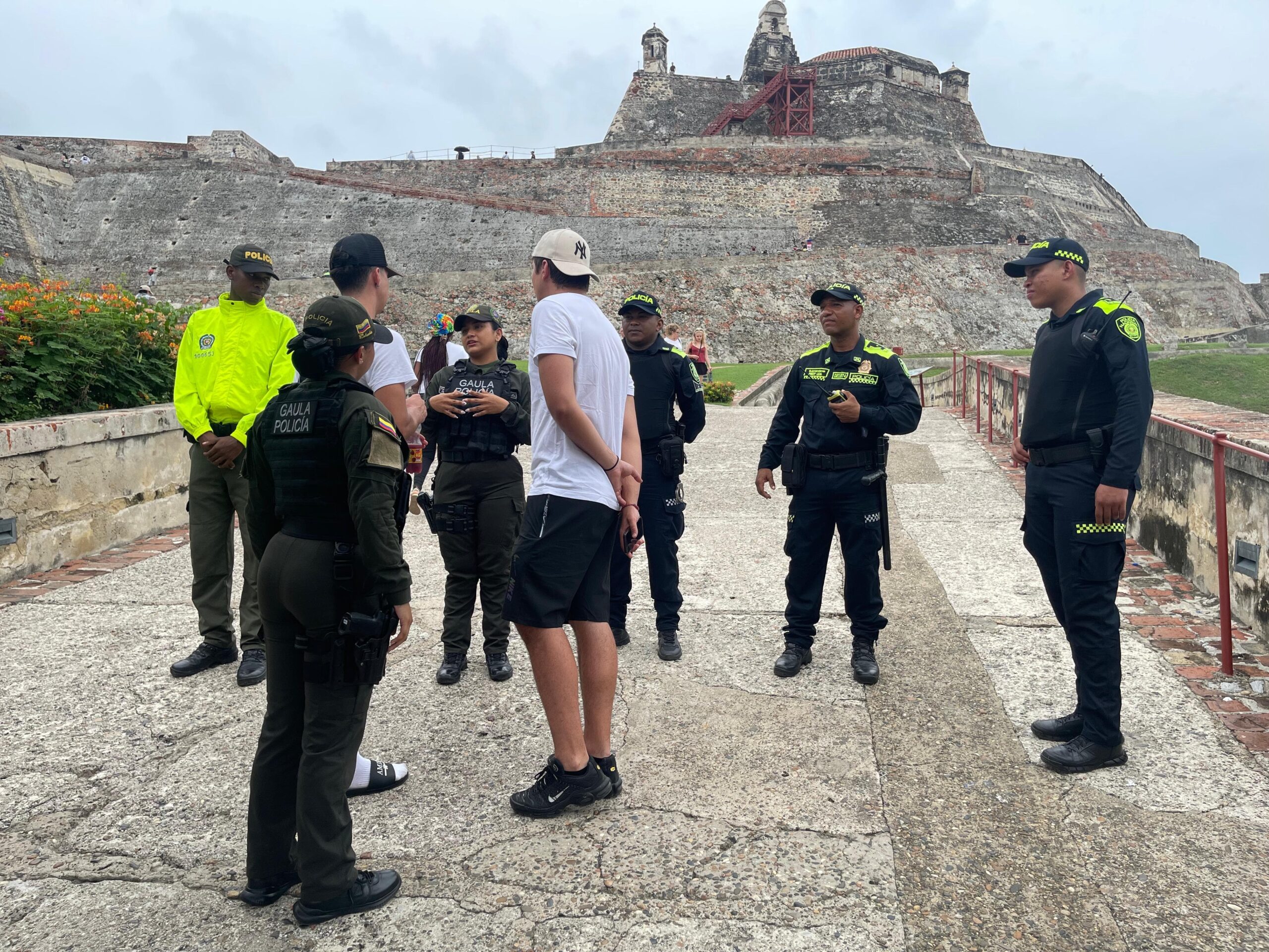 Policía advierte sobre suplantación de identidad en zonas turísticas