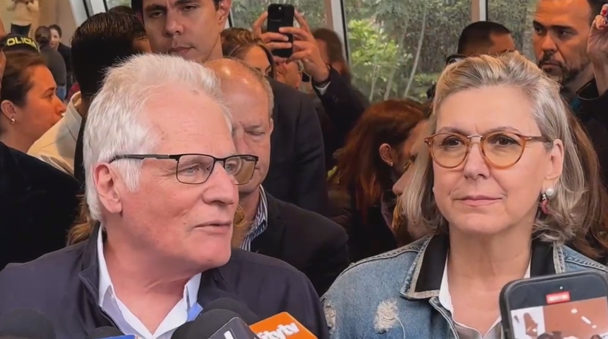Familia de Miguel Uribe pide oraciones y unidad del país