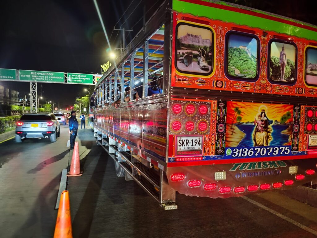 Chivas sancionadas por infringir normas de tránsito en Cartagena