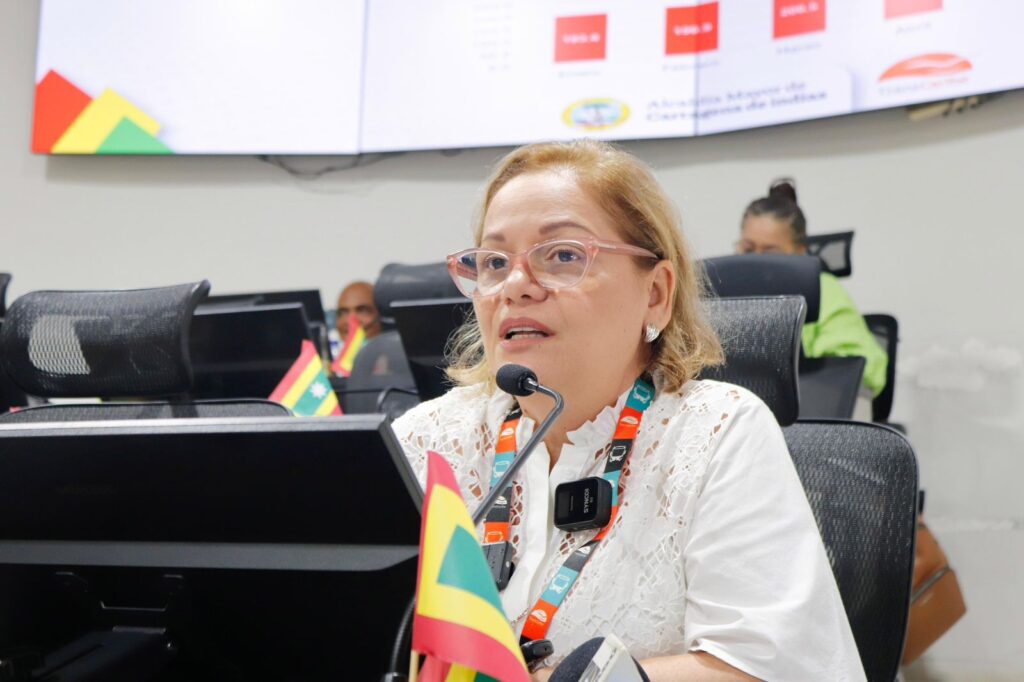Ercilia Barrios presenta informe de Transcaribe ante el Concejo de Cartagena
