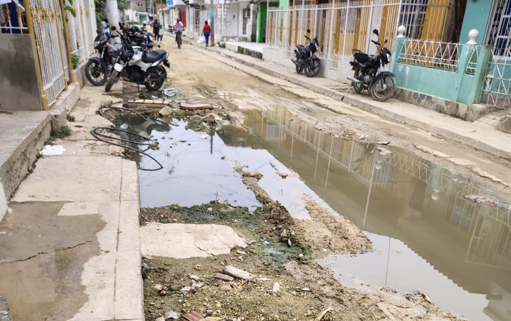 Habitantes de Olaya Herrera afectados por obras inconclusas.