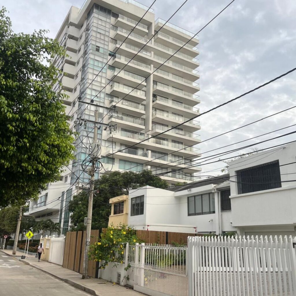 Habitantes del edificio Ocean Life afectados por ruido