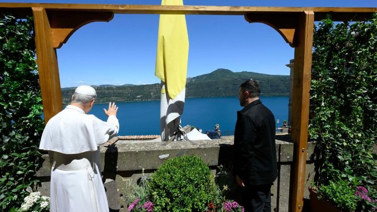 Papa León XIV dispuesto a facilitar diálogo de paz