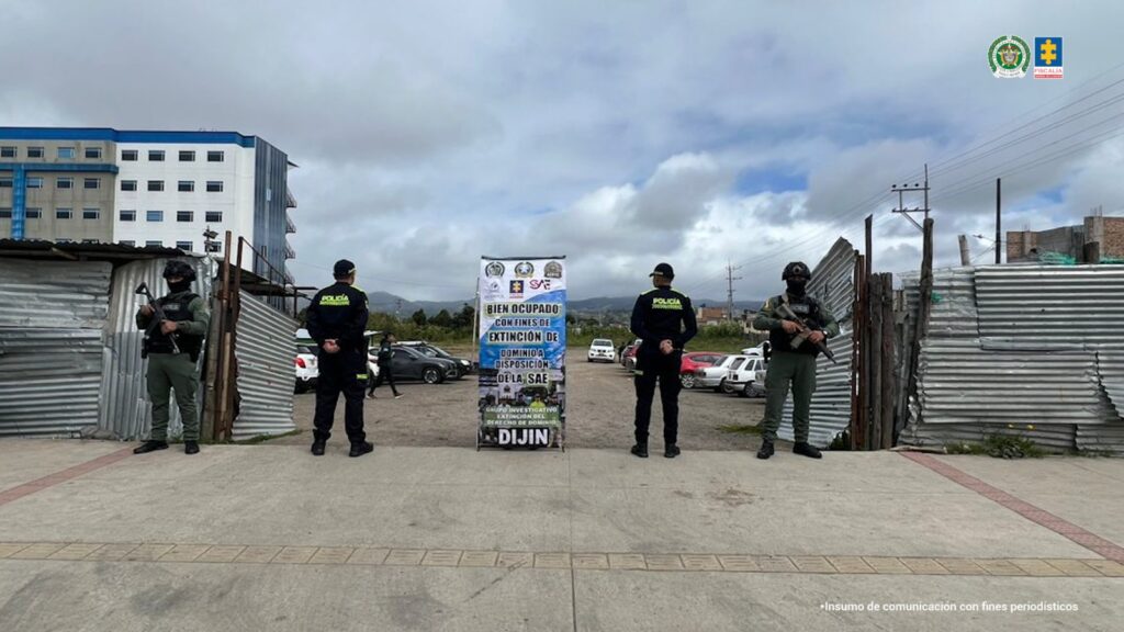 Parqueadero en Ipiales usado para embarque de migrantes irregulares.