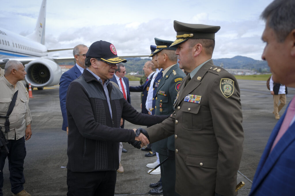 Petro en F-AIR Colombia 2025 destaca cifras de la Fuerza Aeroespacial