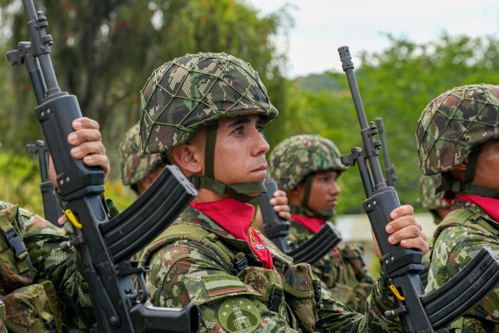 Refuerzan seguridad presidencial ante amenazas del ELN
