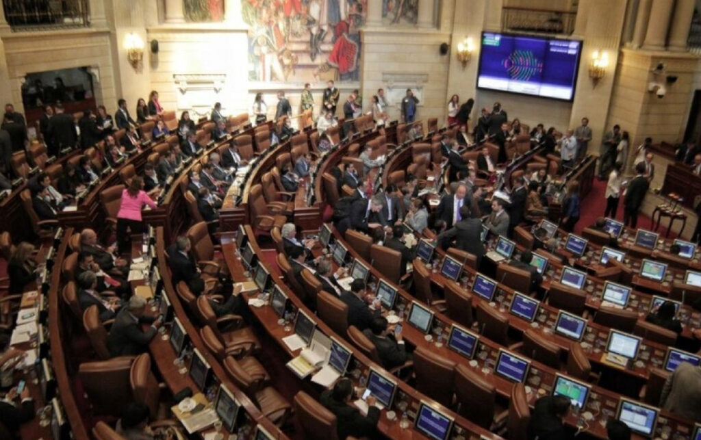 Sesión plenaria donde se resolverá el presupuesto 2026 en Colombia
