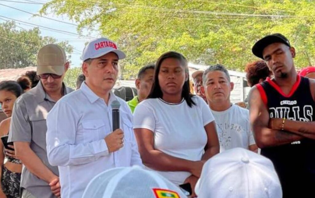 Alcalde Dumek Turbay se pronuncia sobre el caso de Vecinos de San Sebastián.