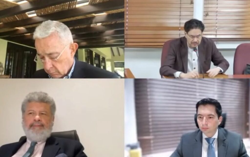 Imágenes de archivo durante el juicio contra Álvaro Uribe.