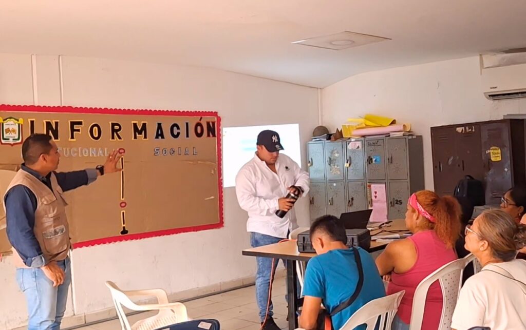 comunidad participa en reunión de socialización en Los Cerros.