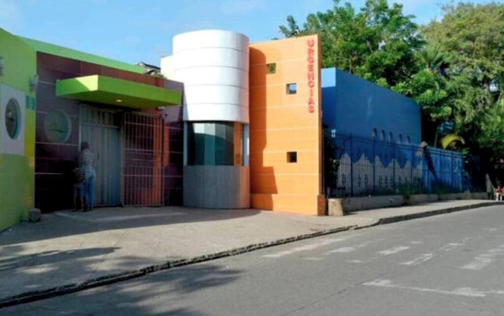 Hospital Infantil Napoleón Franco Pareja en Cartagena, alertó sobre riesgos médicos y deserción del tratamiento.