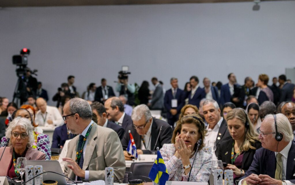 Delegaciones internacionales durante la cumbre en la que el presidente Gustavo Petro intervino con un discurso sobre democracia y soberanía.