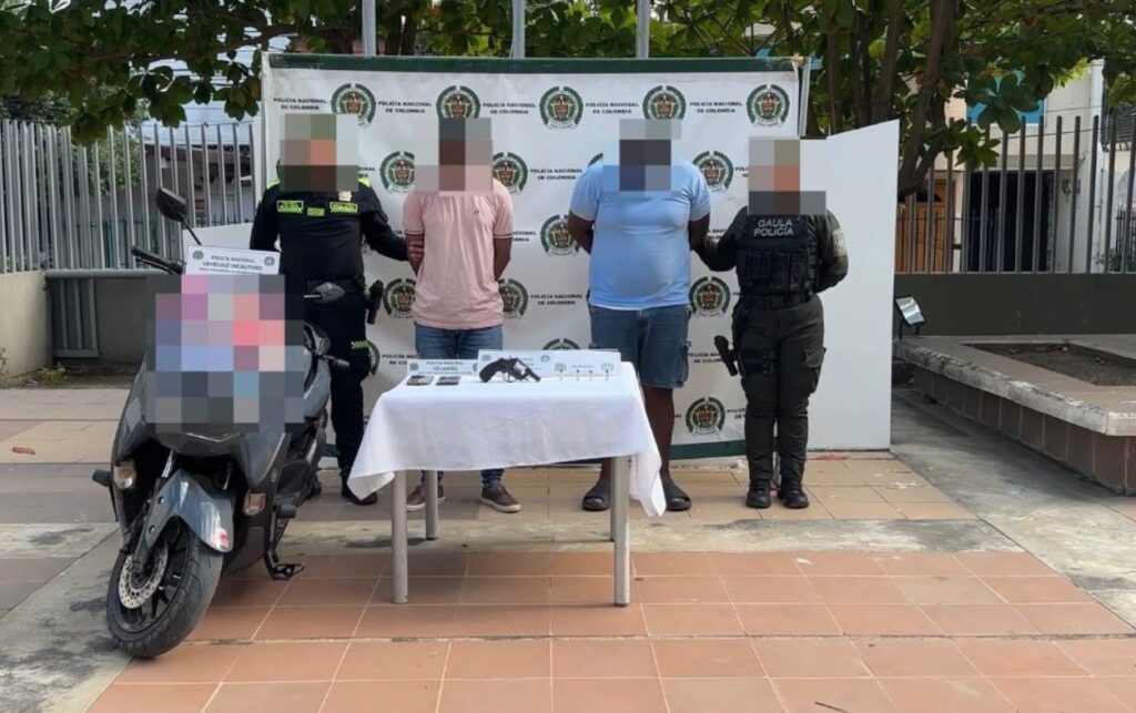 Elementos probatorios incautados en procedimiento policial por intento de hurto en Cartagena.