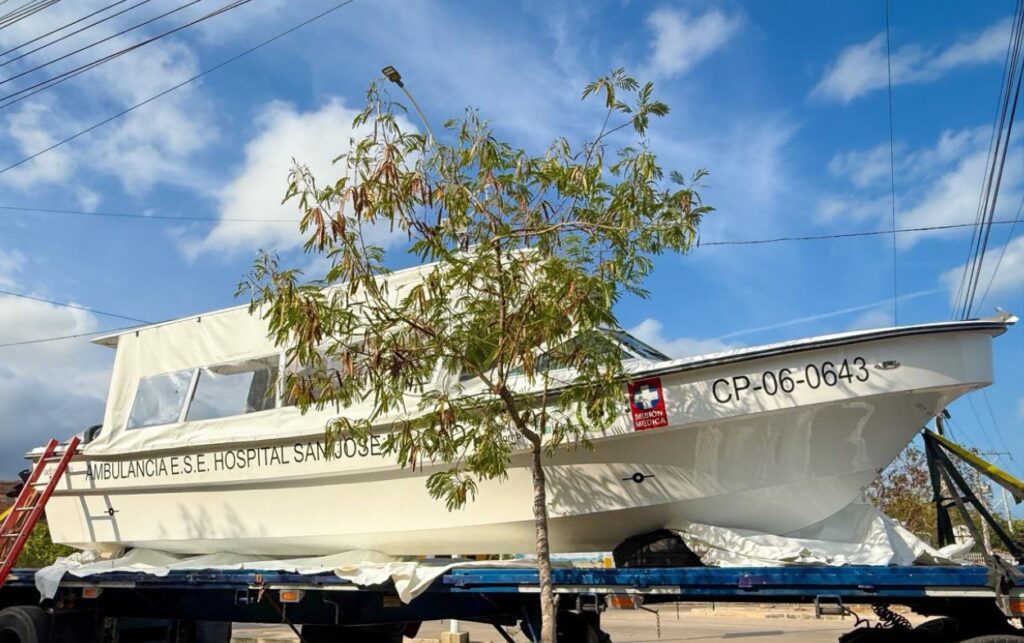 Ambulancia marítima del Hospital San José de Maicao lista para operar, parte del refuerzo en salud que beneficiará a 600 mil personas en zonas de difícil acceso. 