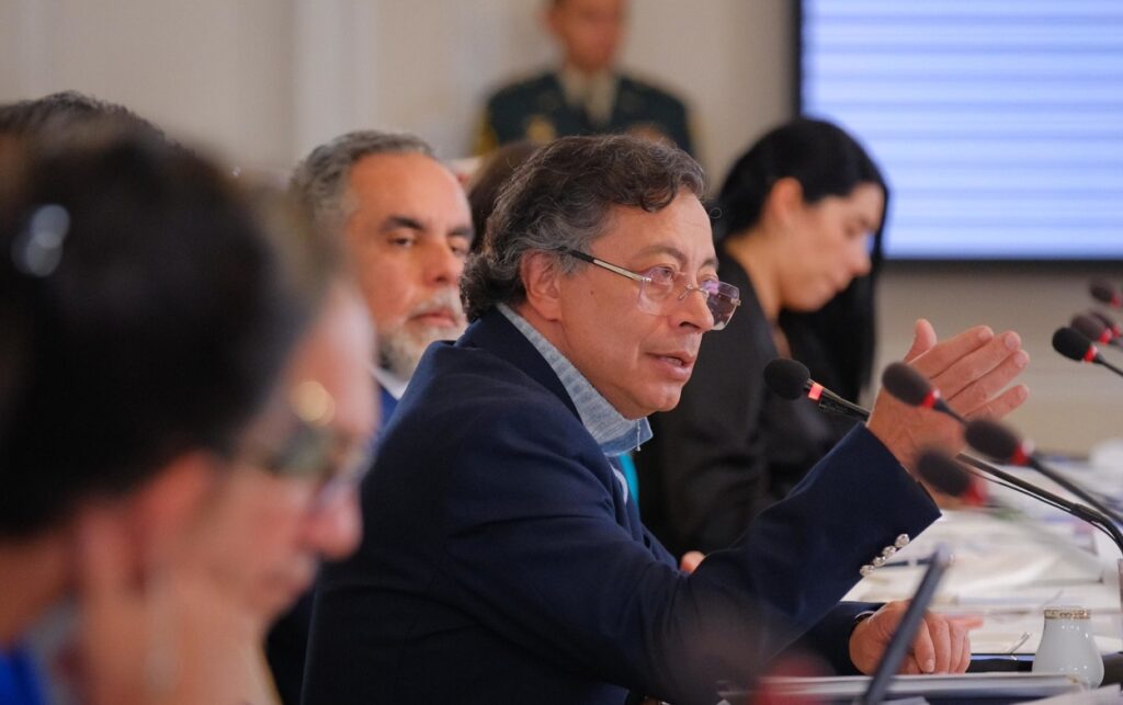 El Presidente Gustavo Petro interviene durante un consejo de ministros.