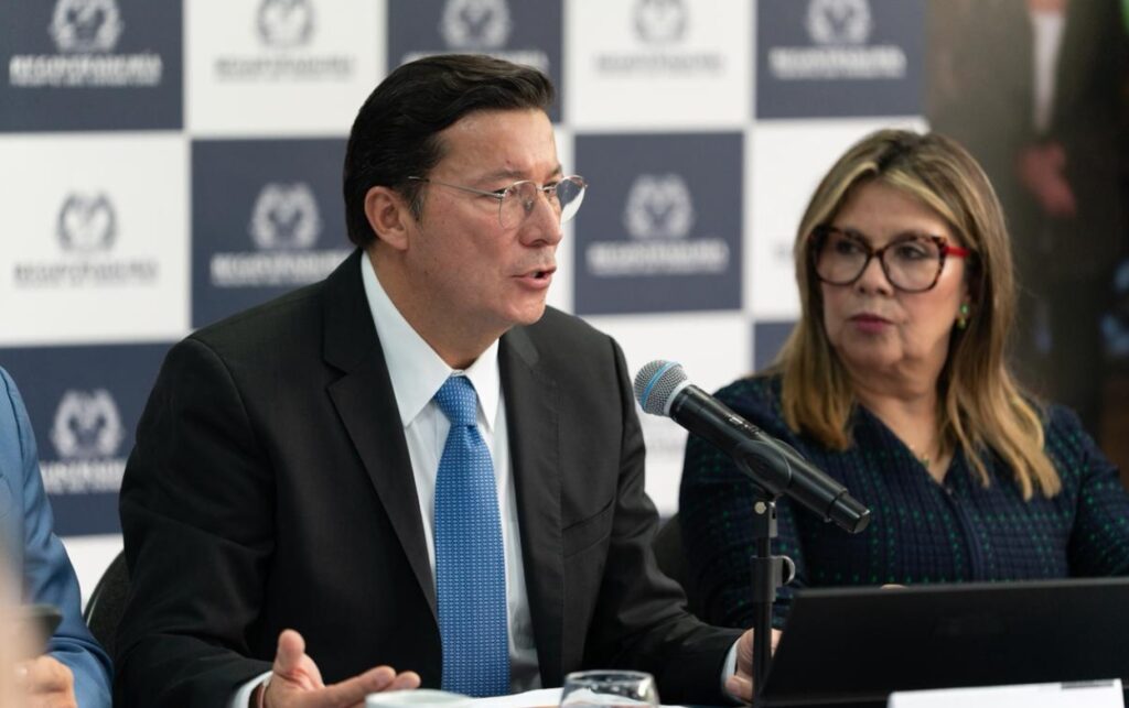 El registrador Hernán Penagos explica medidas para proteger 13 mil puestos de votación frente a delitos electorales y riesgos de violencia.