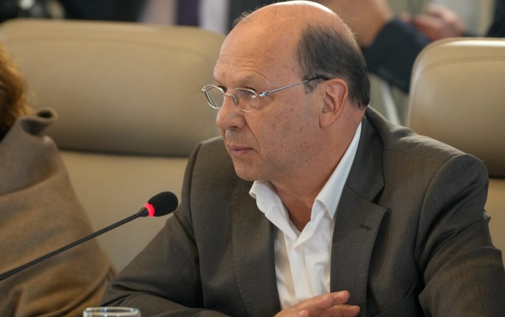 Ministro de Hacienda Germán Ávila durante un consejo de Ministros, Imagen que ilustra la discusión del decreto que busca repatriar $125 billones de recursos.