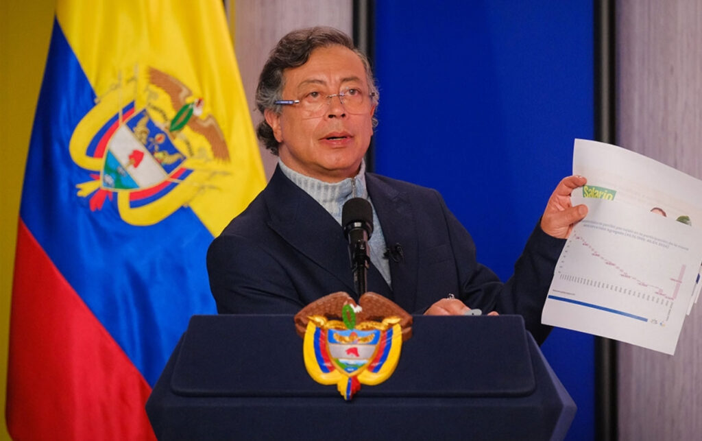 Presidente Gustavo Petro responde a la decisión judicial luego de que la Corte suspendió decreto de emergencia.