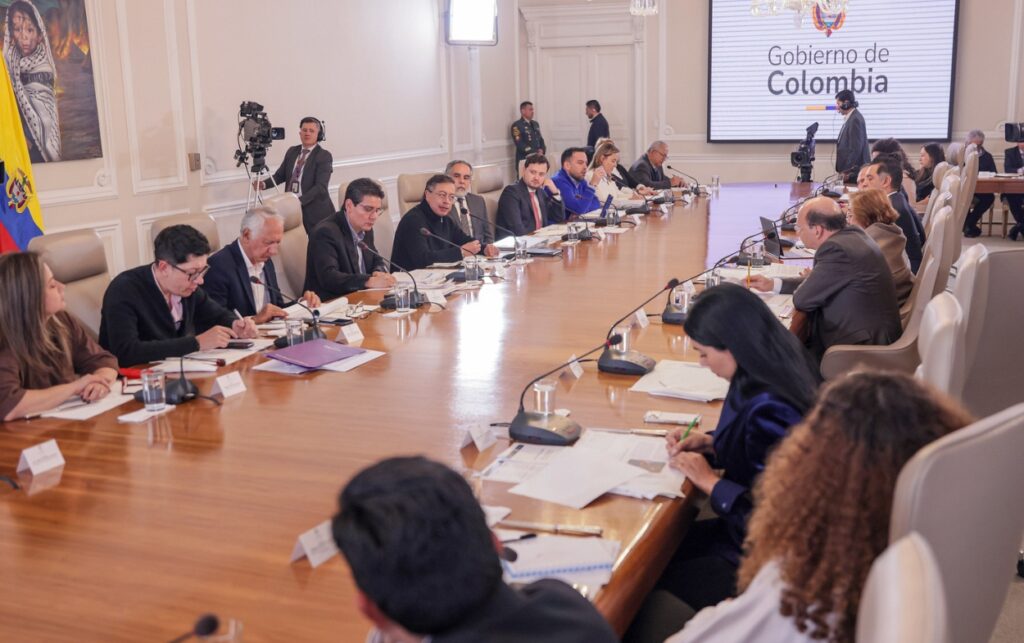 Reunión del consejo de ministros citada por el presidente Petro en contexto del Decreto de emergencia económica, imagen de archivo. 