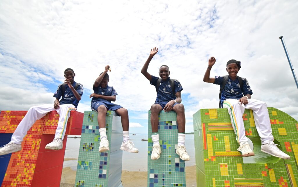 Transferencias monetarias del programa Renta Joven apoyan permanencia educativa de jóvenes en territorios del país. 