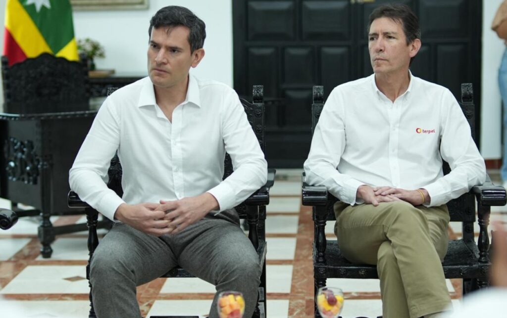 Energías limpias marcan reunión entre el Distrito y Terpel para garantizar la operación de Transcaribe en Cartagena