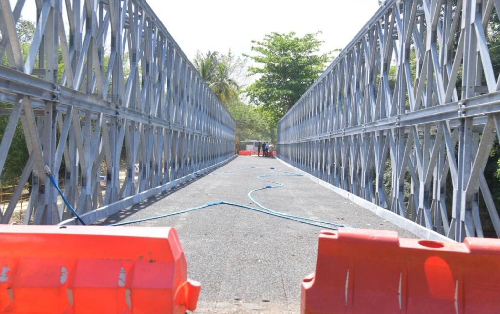 Más de 150 mil habitantes se benefician de la estructura metálica instalada en tiempo récord en el puente de Mendihuaca.