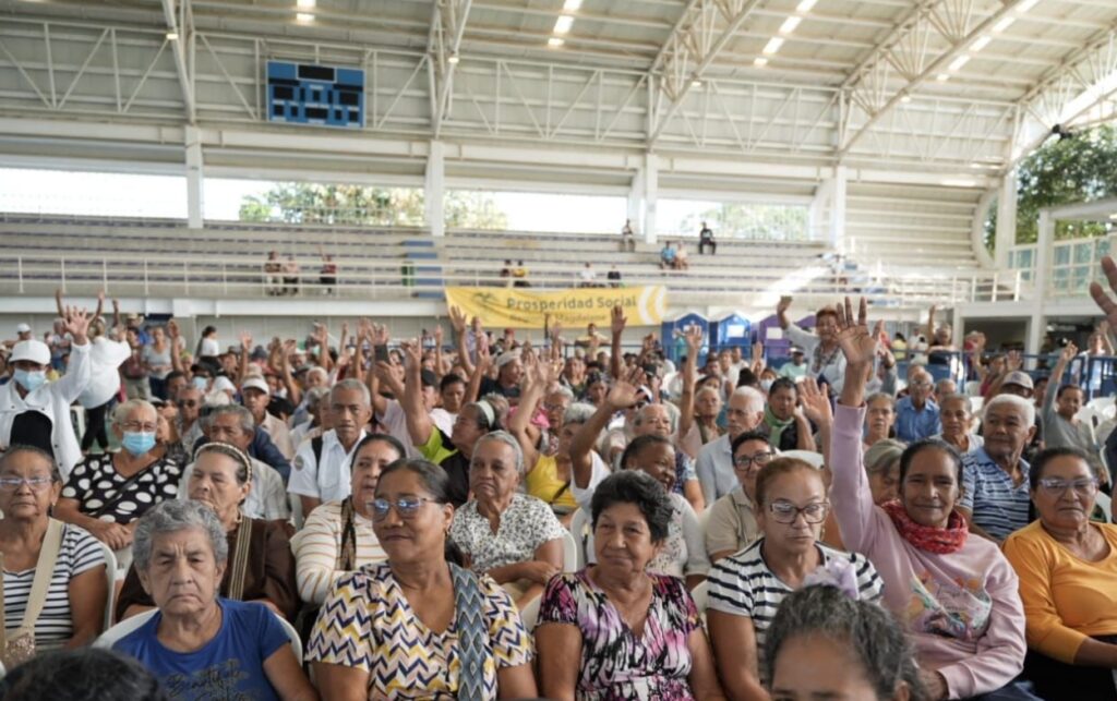 Más de 2 millones de personas mayores participan en jornadas de entrega de subsidios en espacios habilitados por Prosperidad Social. 