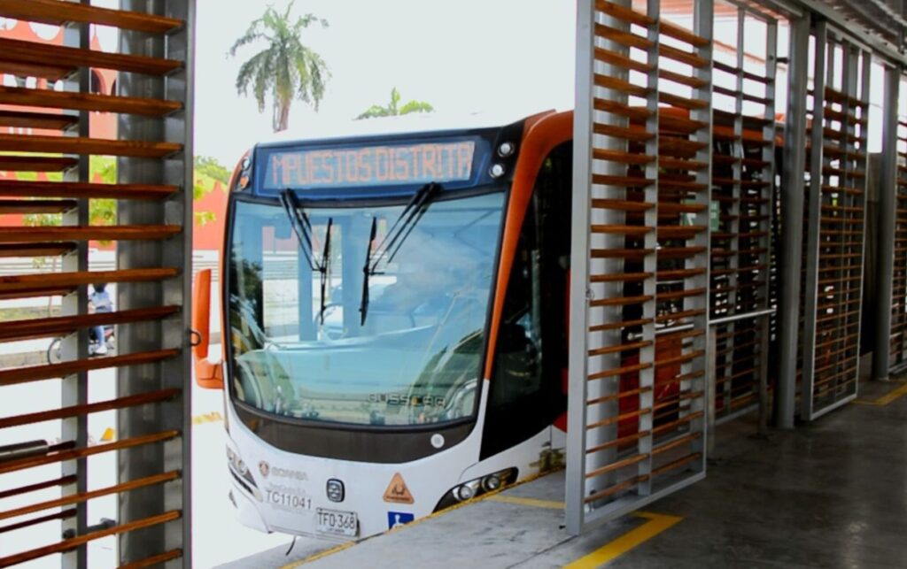 Sistema Transcaribe incluido en los beneficios luego de que el Concejo aprobó $384 mil millones para movilidad en Cartagena.