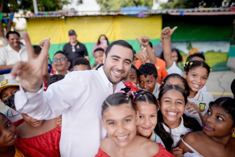 Obras de infraestructura comunitaria lideradas por la Gobernación de Bolívar