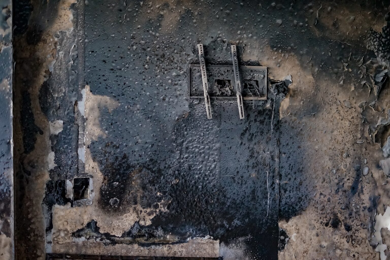 Emergencia por incendio en edificio turístico fue atendida sin lesionados