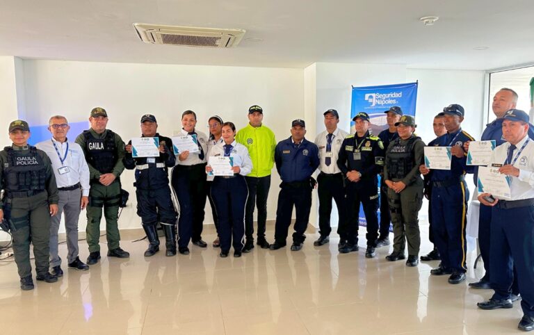 El Gaula Cartagena durante jornada de capacitación a vigilantes.