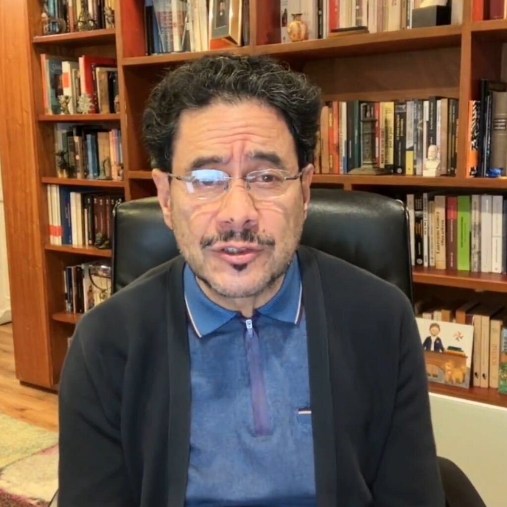 Senador Iván Cepeda durante pronunciamiento sobre Uribe