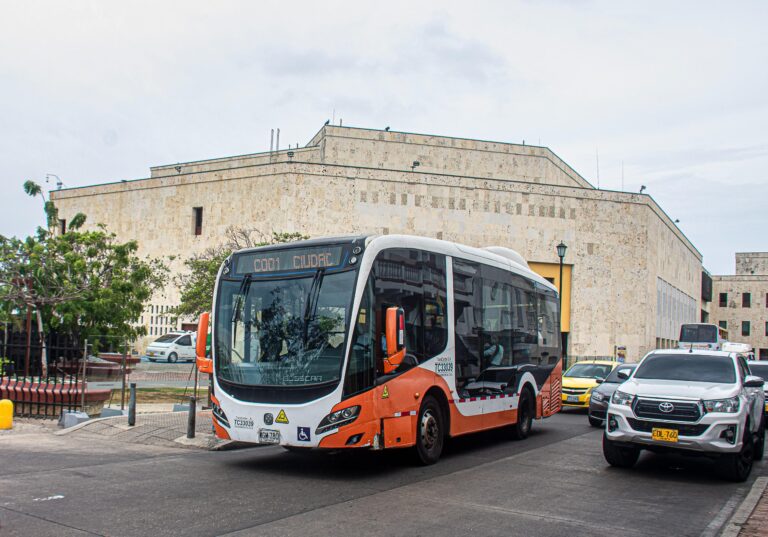 Tecnología y cultura ciudadana en modernización de Transcaribe