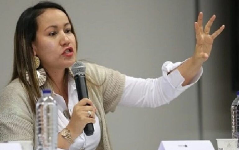 Carolina Corcho celebra reglas para consulta del Pacto Histórico.