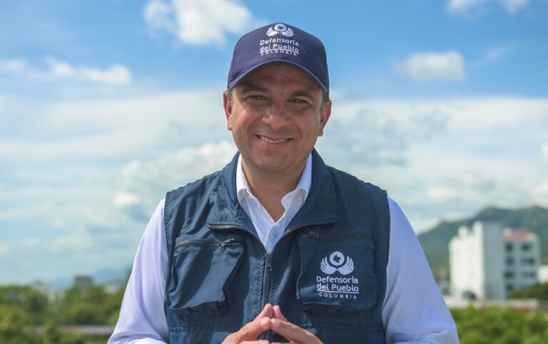 Carlos Camargo bajo cuestionamientos en aspiración a la Corte Constitucional.