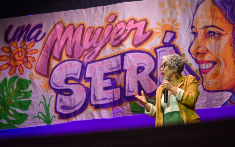 La senadora Pizarro reabre debate por Asamblea Constituyente La senadora Pizarro reabre debate con propuestas ambientales y sociales.