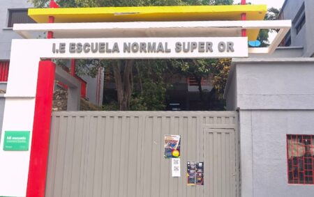 Obras inconclusas ponen en riesgo la Normal Superior de Cartagena.. Infomilenials.com.