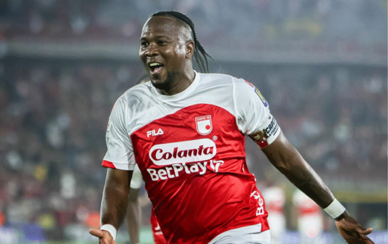 Santa Fe derroto 3-0 a Fortaleza con triplete de Hugo Rodallega. Foto: Cortesía-Independiente Santa Fe.