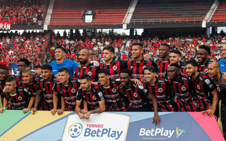 Cúcuta Deportivo se coronó Campeón del Torneo Betplay 2025-II y logró el ascenso a Primera División. Foto: Cortesía- Cúcuta Deportivo.