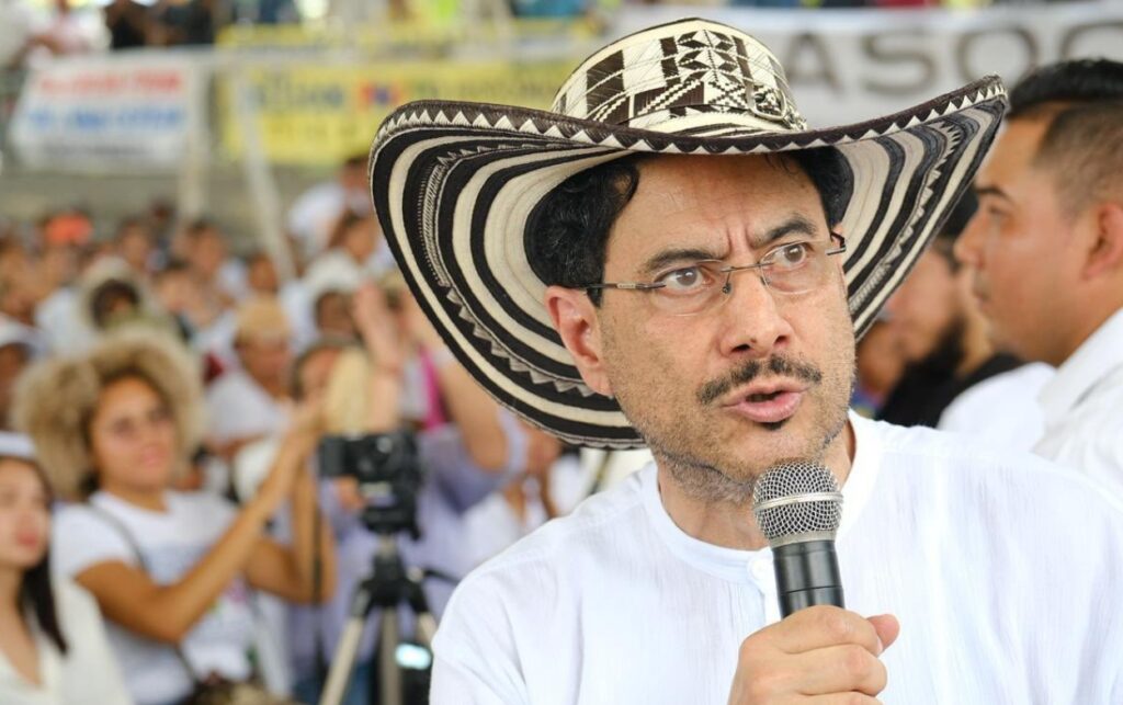 El senador y candidato presidencial Iván Cepeda durante un evento publico. Hoy Denuncia campaña de desprestigio en su contra.