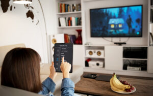 La TV del futuro con inteligencia artificial mejora imagen y sonido.