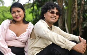 Universitarios beneficiarios del programa Renta Joven.