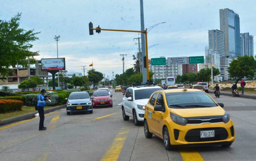 $12.250 nueva tarifa mínima de taxi en Cartagena para 2026 según Decreto 0051.